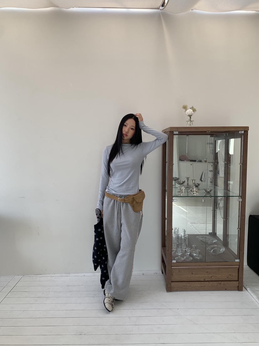 SUNDER MARKET韓國代購㊣女士新款真品推薦長袖T恤羊毛紐扣SUNDER MARKET長袖T恤