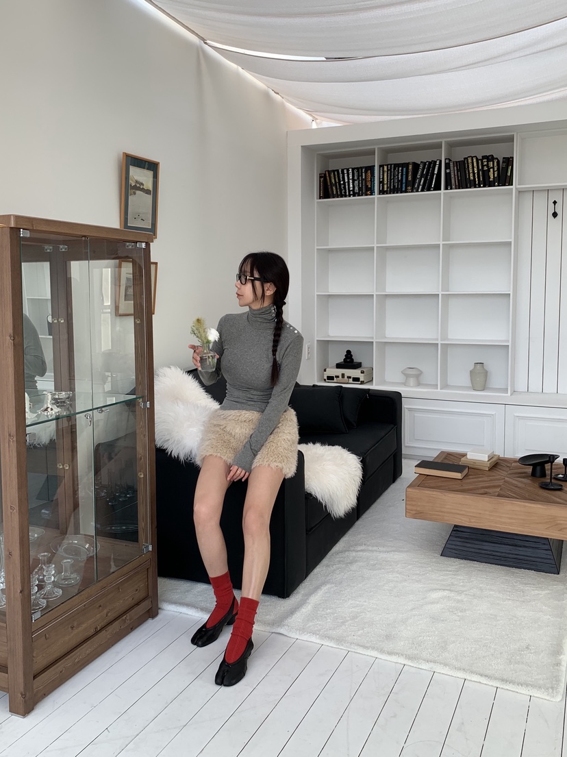 SUNDER MARKET韓國代購㊣女士新款真品推薦長袖T恤羊毛紐扣SUNDER MARKET長袖T恤