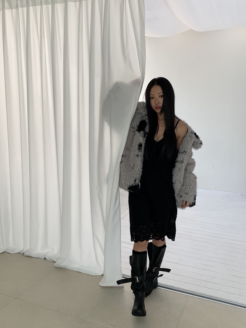 SUNDER MARKET東大門㊣實拍女士新品人氣熱賣職業短款大衣SUNDER MARKET短款大衣