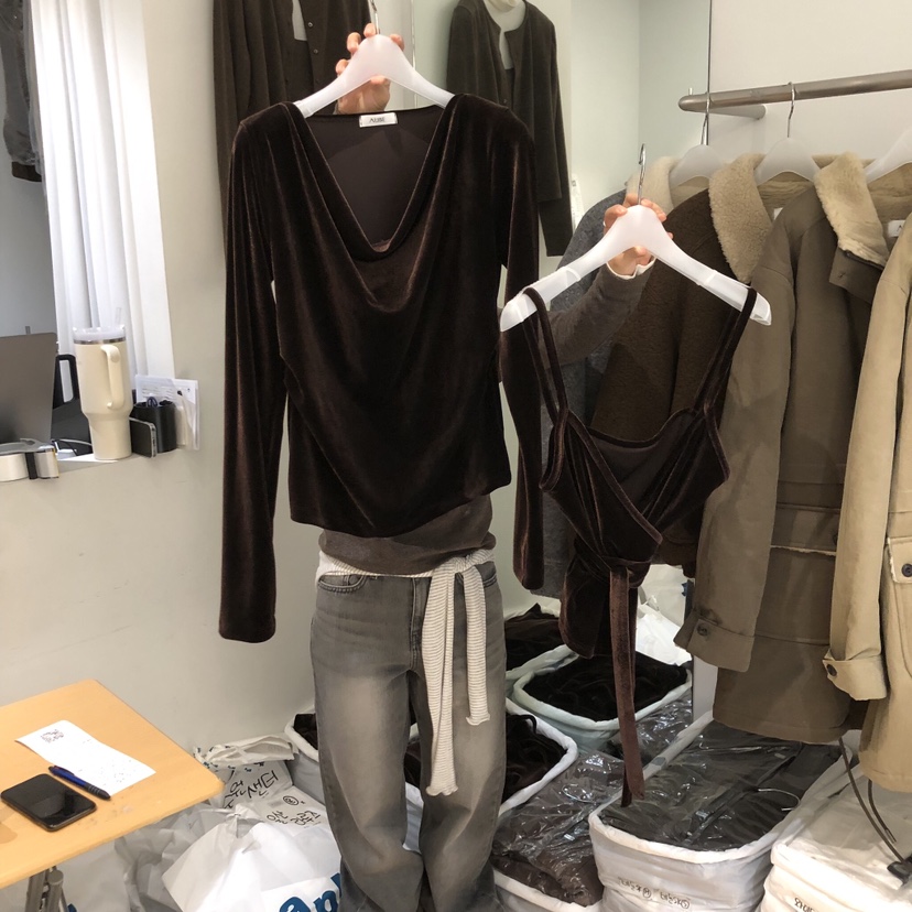 AUBE韓國直郵㊣女裝新品休閑人氣職業時尚熱賣真品套裝天鵝絨AUBE套裝圖色1