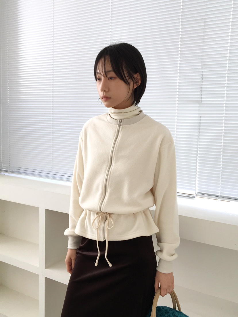 CCW韓國直郵㊣女士新品熱賣推薦時尚人氣職業25秋冬夾克拉鏈CCW--NYUNYU夾克