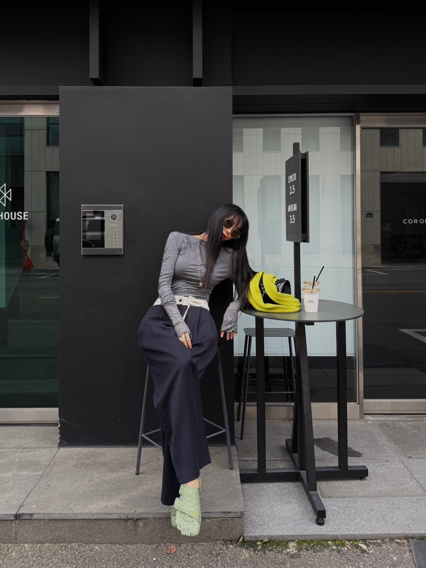 ABBEYLEE東大門㊣直郵女裝新款熱賣推薦真品時尚長袖T恤褶皺ABBEYLEE長袖T恤