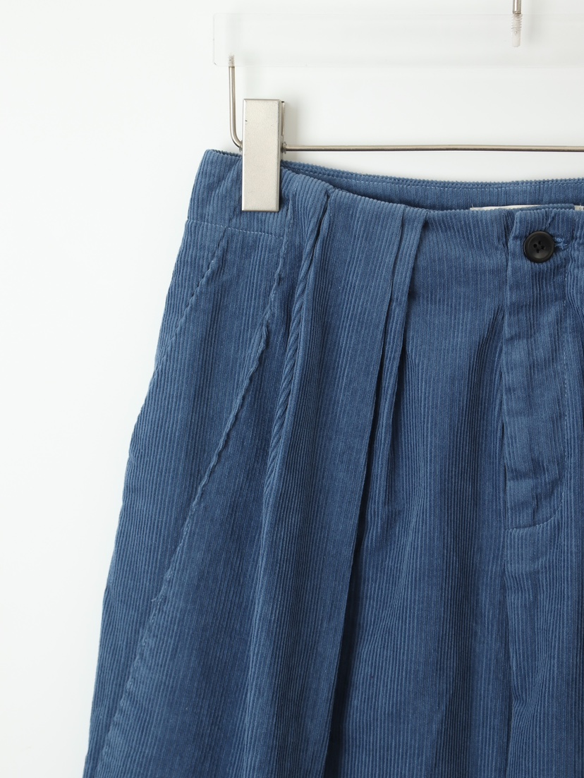 CCW東大門㊣直郵女士新品熱賣休閑真品25秋冬人氣職業時尚短褲CCW--NYUNYU短褲