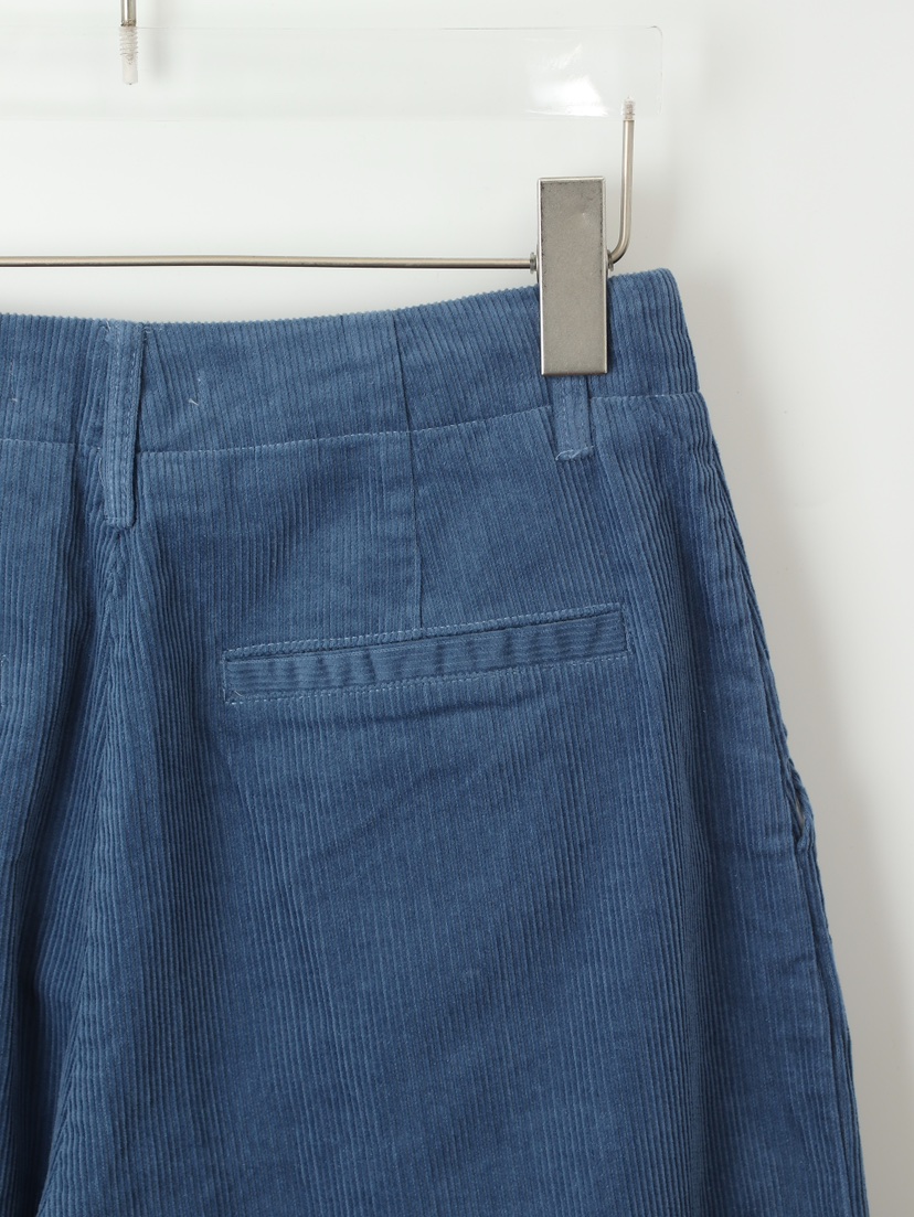 CCW東大門㊣直郵女士新品熱賣休閑真品25秋冬人氣職業時尚短褲CCW--NYUNYU短褲