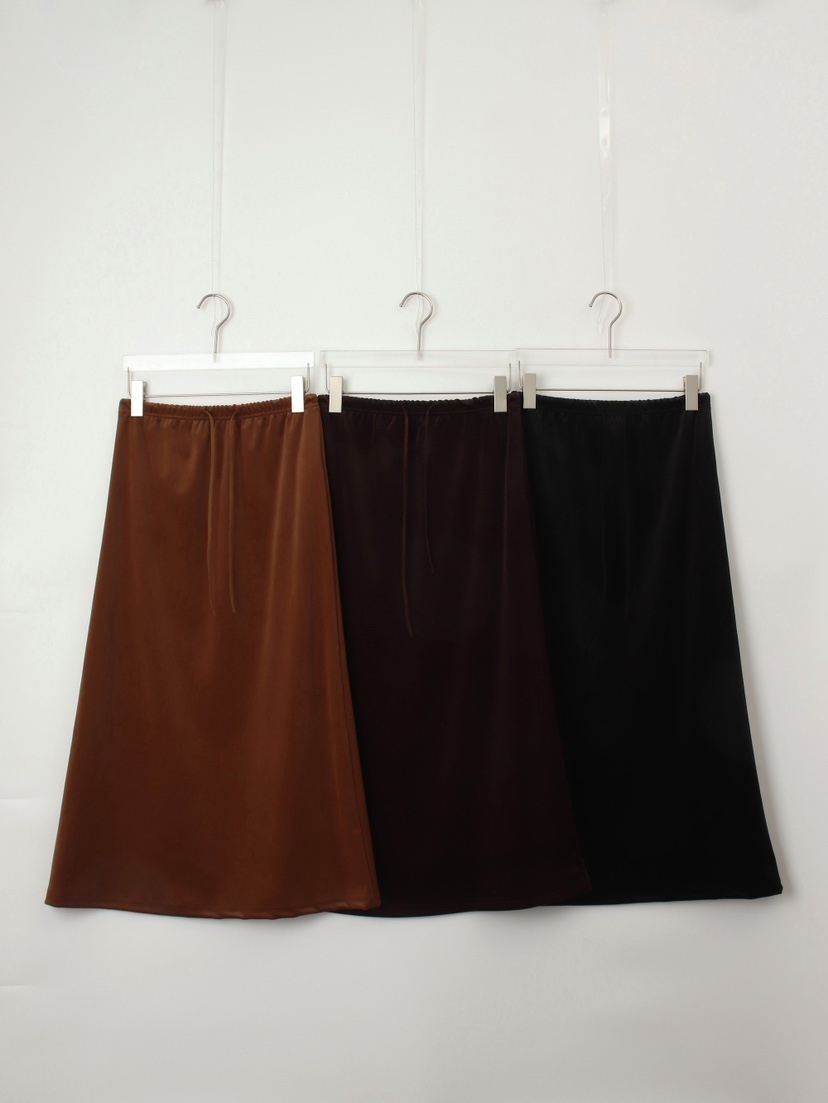 CCW東大門㊣代購女士新品職業時尚熱賣推薦人氣25秋冬休閑長裙CCW--NYUNYU長裙