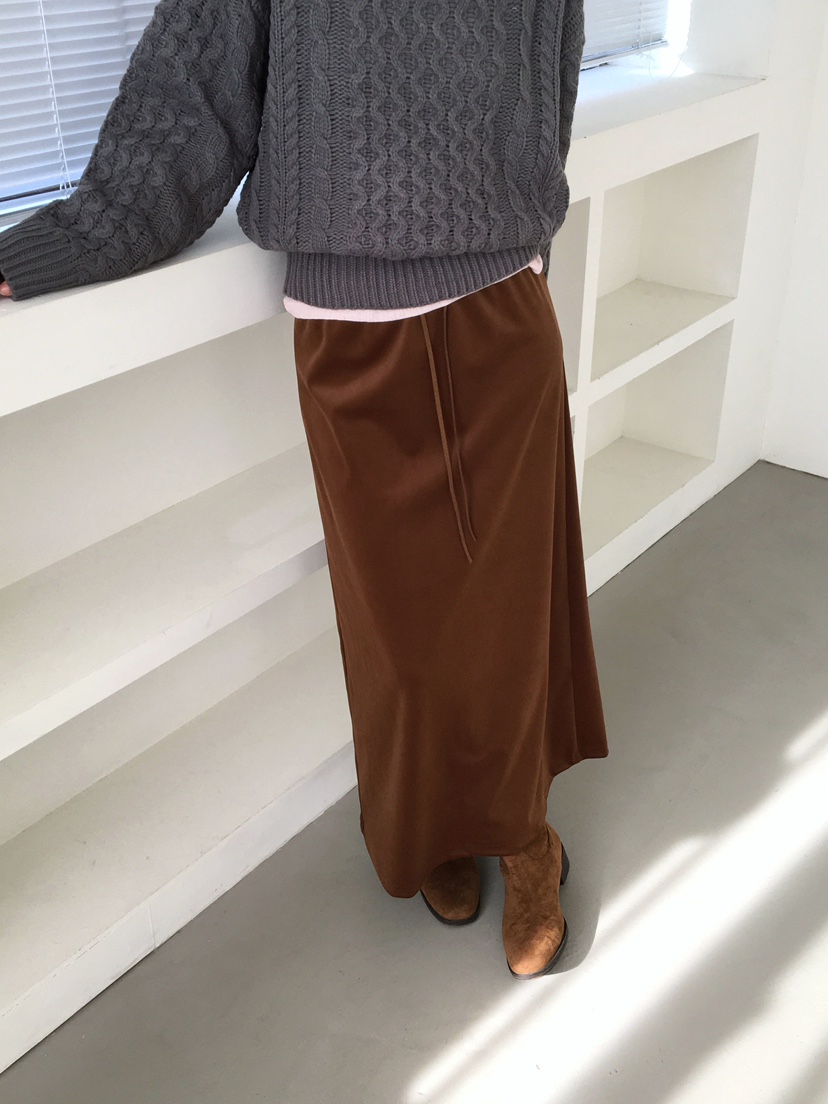 CCW東大門㊣代購女士新品職業時尚熱賣推薦人氣25秋冬休閑長裙CCW--NYUNYU長裙