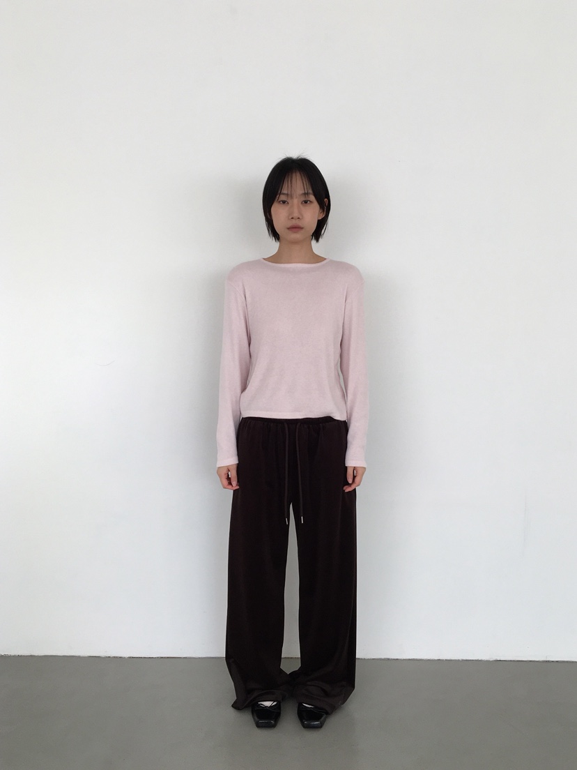 CCW東大門㊣直郵女士新款時尚職業熱賣推薦25秋冬人氣長袖T恤CCW--NYUNYU長袖T恤