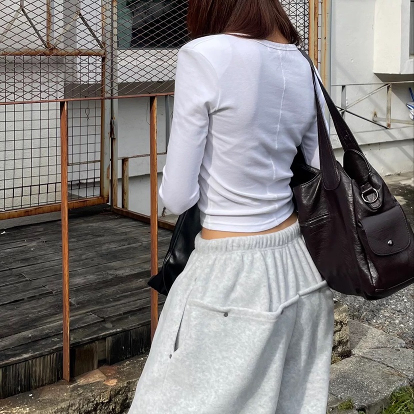 D2/A2東大門㊣直郵女士新款職業真品熱賣人氣休閑25秋冬長袖T恤D2/A2長袖T恤