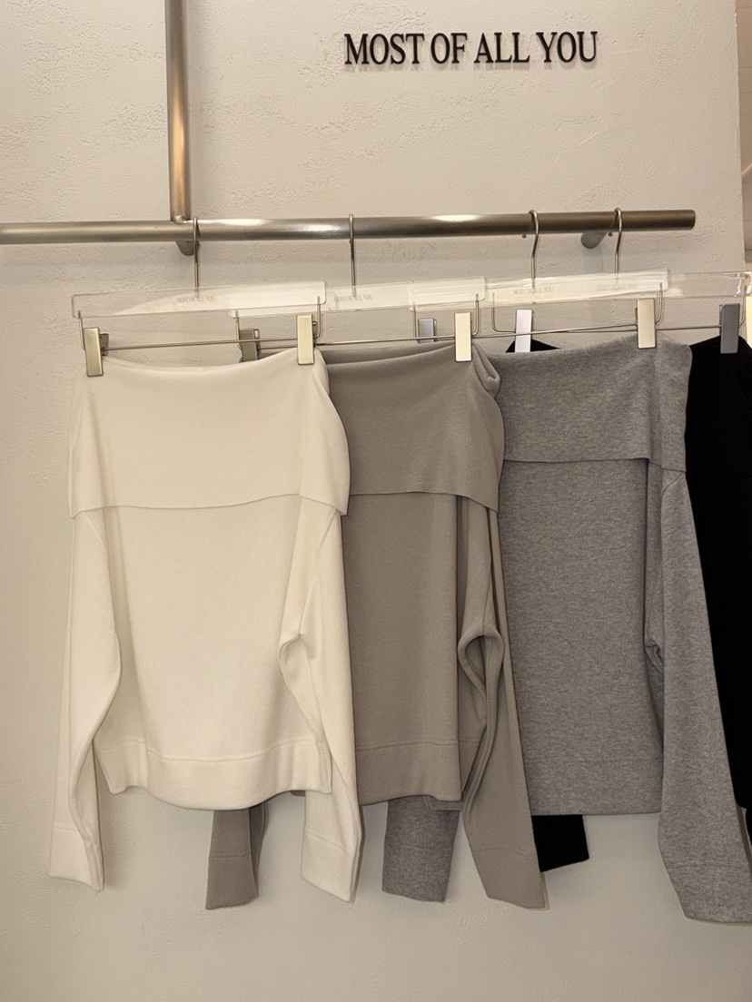MOST OF ALL U韓國代購㊣女裝新款時尚25秋冬長袖T恤露肩MOST OF ALL U長袖T恤