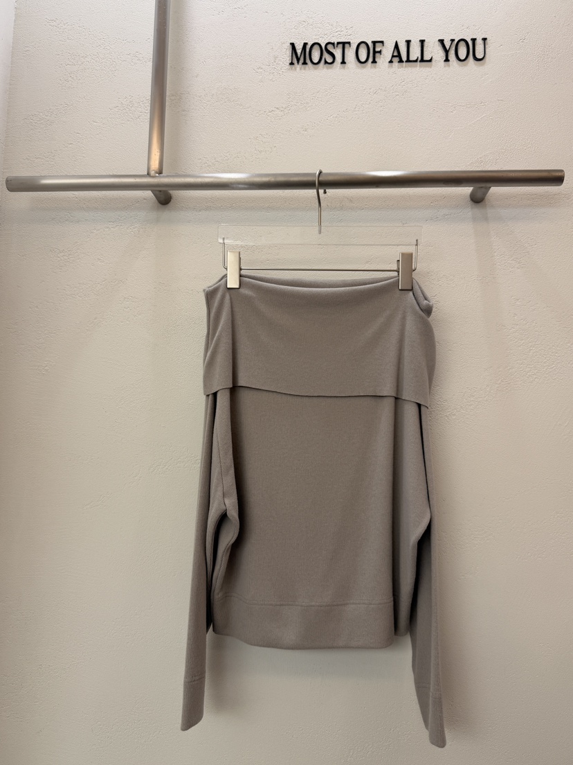 MOST OF ALL U韓國代購㊣女裝新款時尚25秋冬長袖T恤露肩MOST OF ALL U長袖T恤圖色3米色