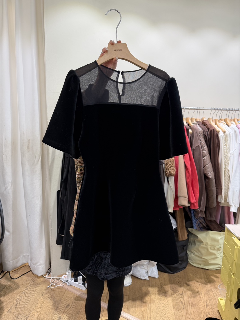 AUVERFIT東大門㊣實拍女士新款時尚25秋冬真品連衣裙天鵝絨AUVERFIT連衣裙圖色2
