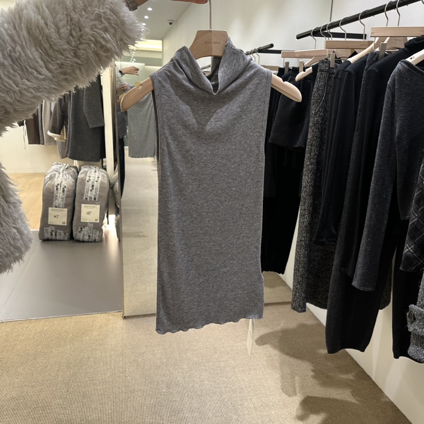 VEGETABLE東大門㊣直郵女裝新品真品職業時尚人氣吊帶背心高領VEGETABLE吊帶/背心圖色2