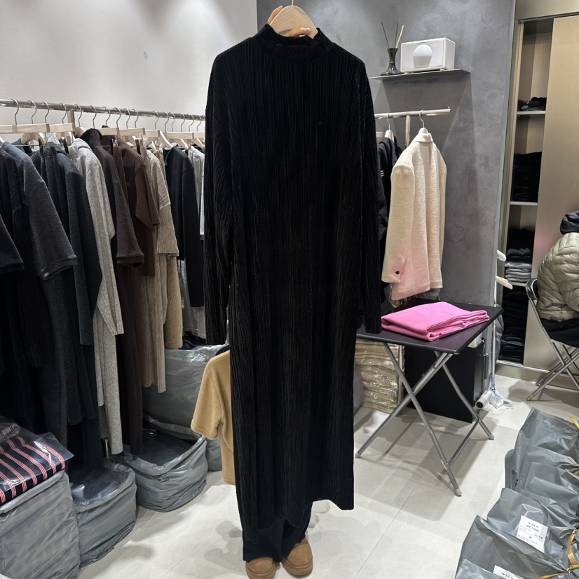 OPEN東大門㊣代購女裝新款時尚人氣25秋冬職業連衣裙天鵝絨OPEN連衣裙圖色2