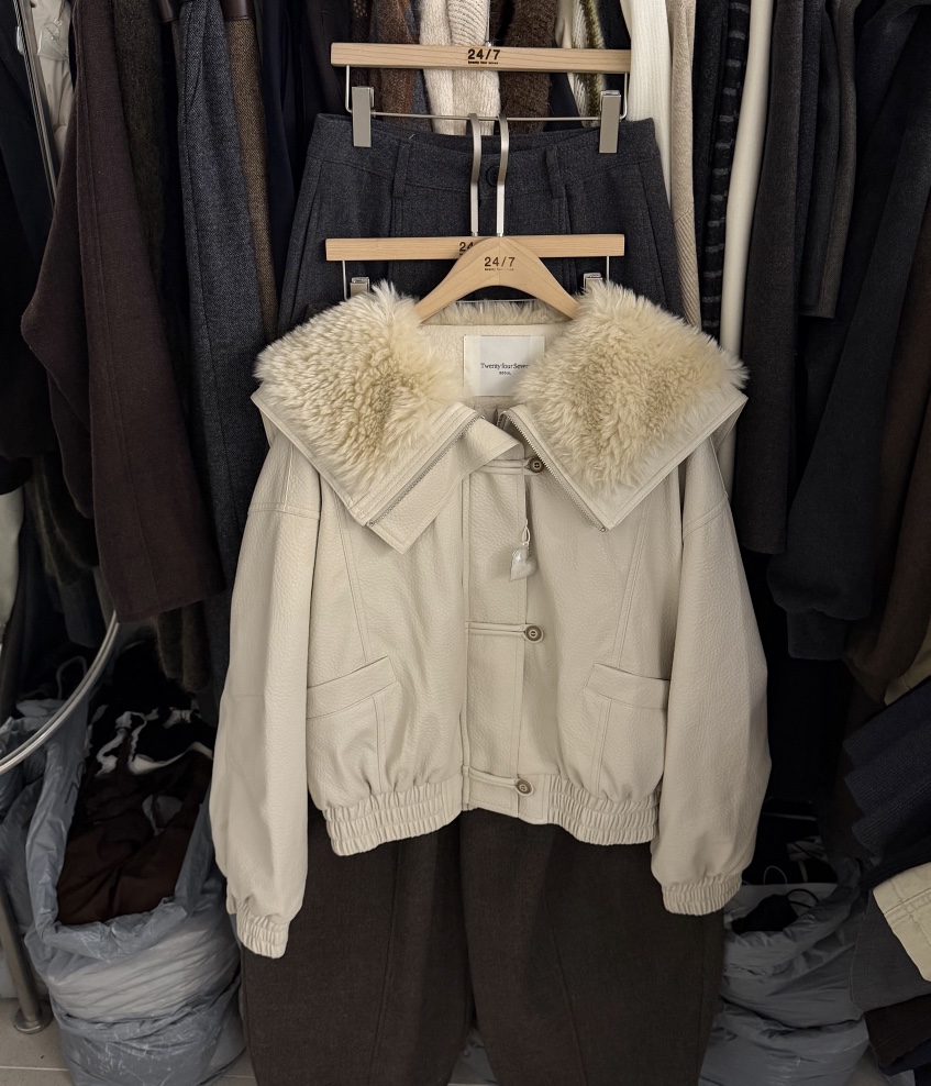 TWENTY FOUR SEVEN24-7東大門㊣直郵女士新款推薦短款羽絨服鴨絨TEWNTY FOUR SEVEN24-7短款羽絨服圖色1