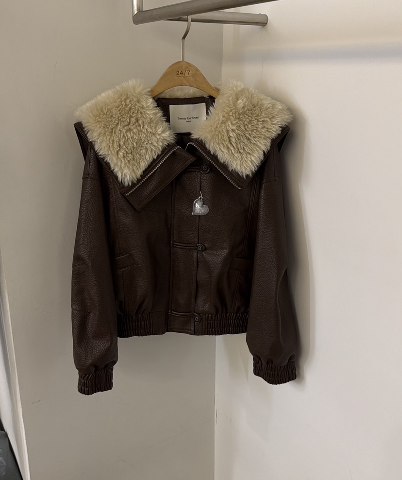 TWENTY FOUR SEVEN24-7東大門㊣直郵女士新款推薦短款羽絨服鴨絨TEWNTY FOUR SEVEN24-7短款羽絨服圖色2棕色