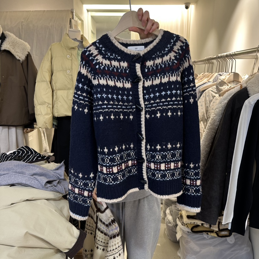 LIL東大門㊣實拍女裝新品熱賣時尚職業推薦人氣真品25秋冬毛衣LIL毛衣圖色3