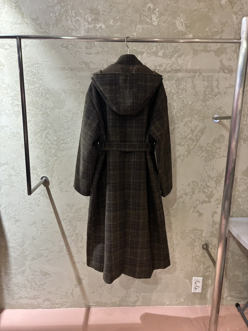 PIN-UP韓國直郵㊣女士新品25秋冬中長款大衣含腰帶格子絎縫連帽PIN-UP中長款大衣