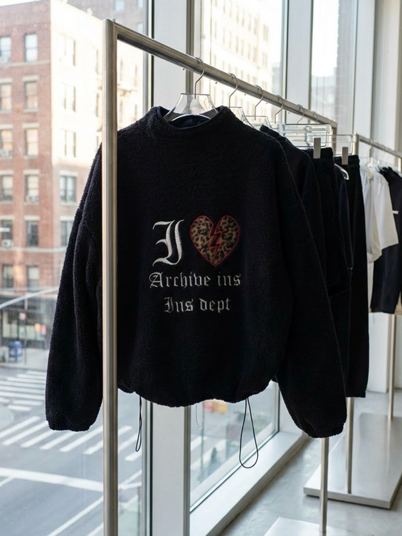 INSSENSE-A韓國直郵㊣女士新款推薦職業人氣時尚衛衣拉鏈絨INSSENSE-A衛衣圖色2