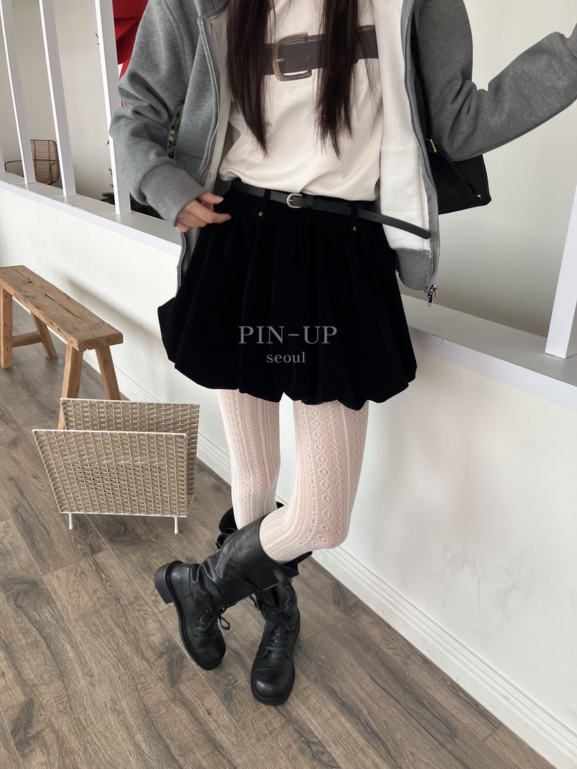 PIN-UP韓國直郵㊣女裝新品人氣真品時尚短裙不含腰帶天鵝絨PIN-UP短裙