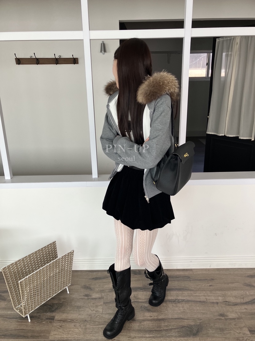 PIN-UP韓國直郵㊣女裝新品人氣真品時尚短裙不含腰帶天鵝絨PIN-UP短裙