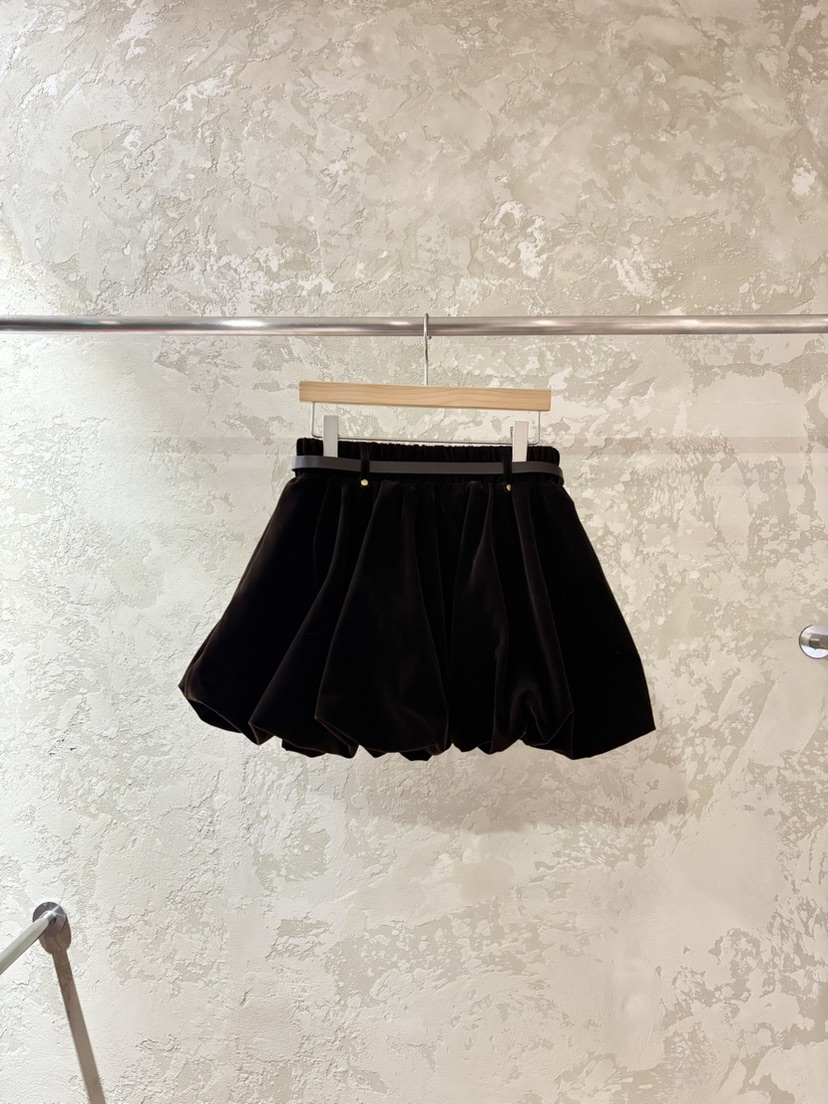 PIN-UP韓國直郵㊣女裝新品人氣真品時尚短裙不含腰帶天鵝絨PIN-UP短裙