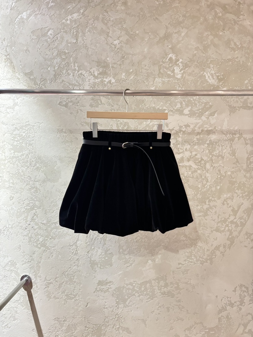 PIN-UP韓國直郵㊣女裝新品人氣真品時尚短裙不含腰帶天鵝絨PIN-UP短裙圖色2