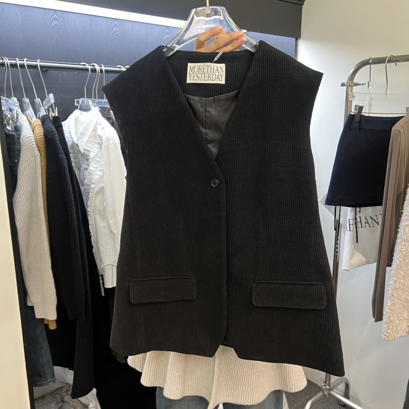 MORE THAN YESTERDAY/LOVE YOU SO MUCH韓國代購㊣女裝新款熱賣馬甲LYSM/MORE THAN YESTERDAY馬甲圖色1