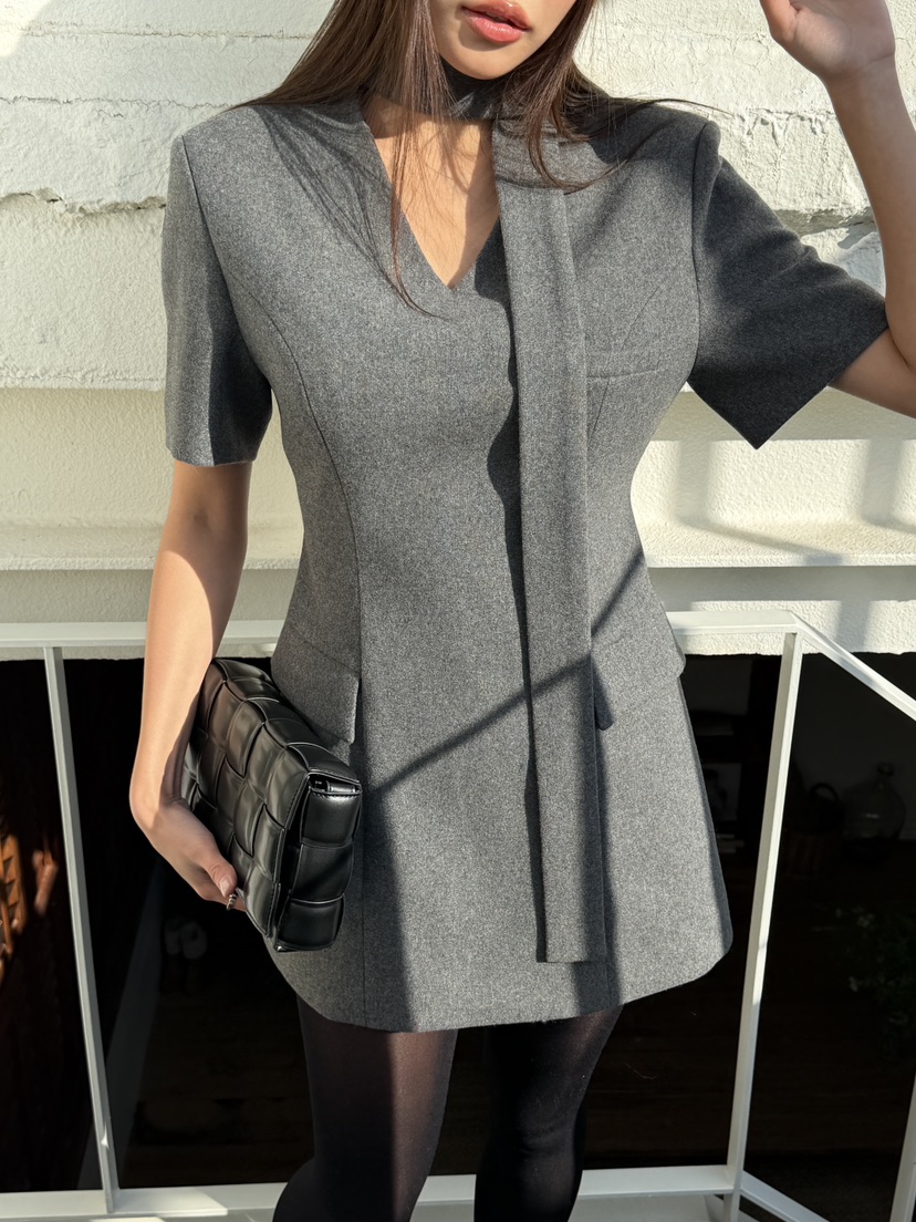 FOUREIGHT韓國代購㊣女士新款休閑推薦人氣熱賣職業25秋冬連衣裙FOUR EIGHT連衣裙