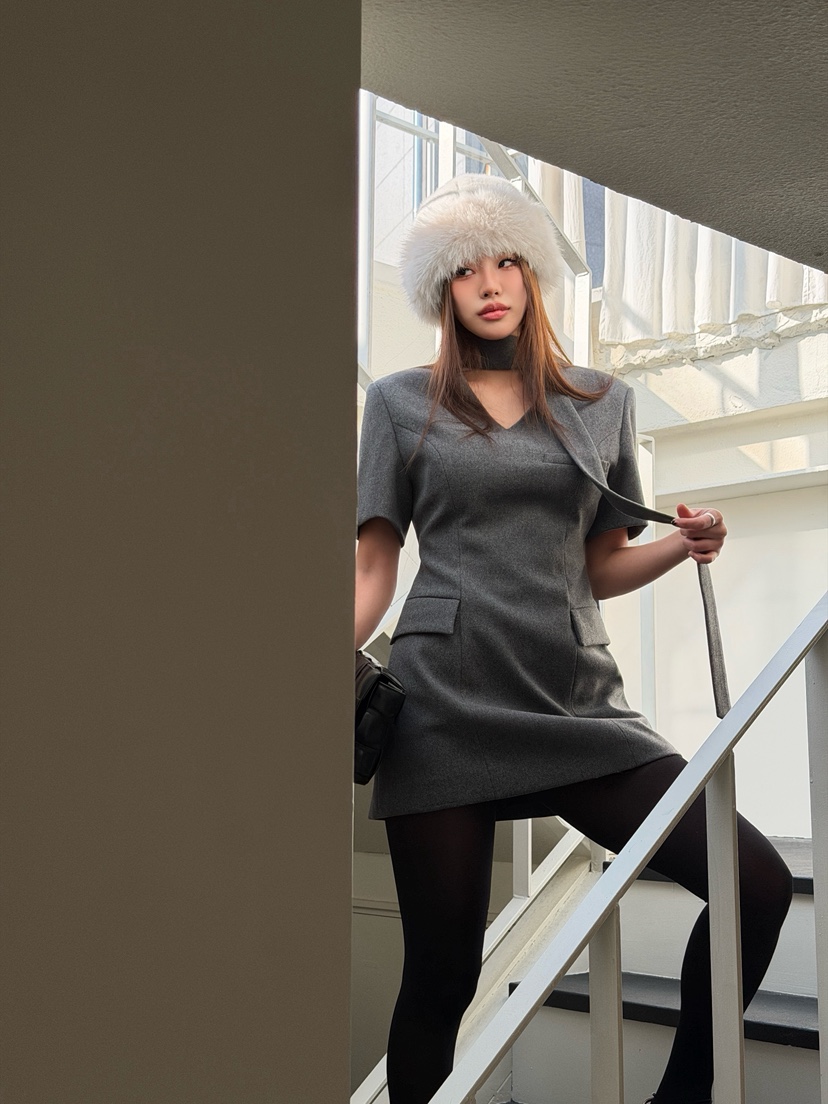 FOUREIGHT韓國代購㊣女士新款休閑推薦人氣熱賣職業25秋冬連衣裙FOUR EIGHT連衣裙