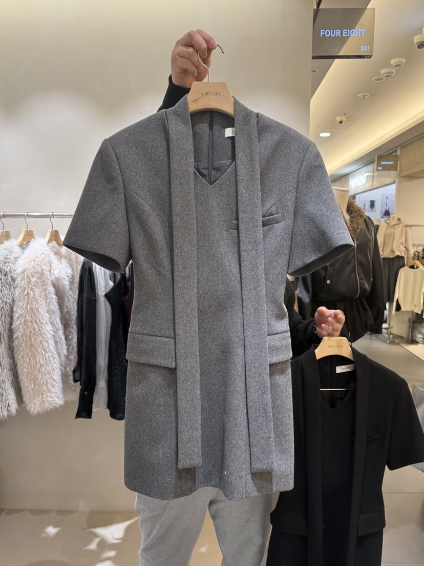 FOUREIGHT韓國代購㊣女士新款休閑推薦人氣熱賣職業25秋冬連衣裙FOUR EIGHT連衣裙圖色1