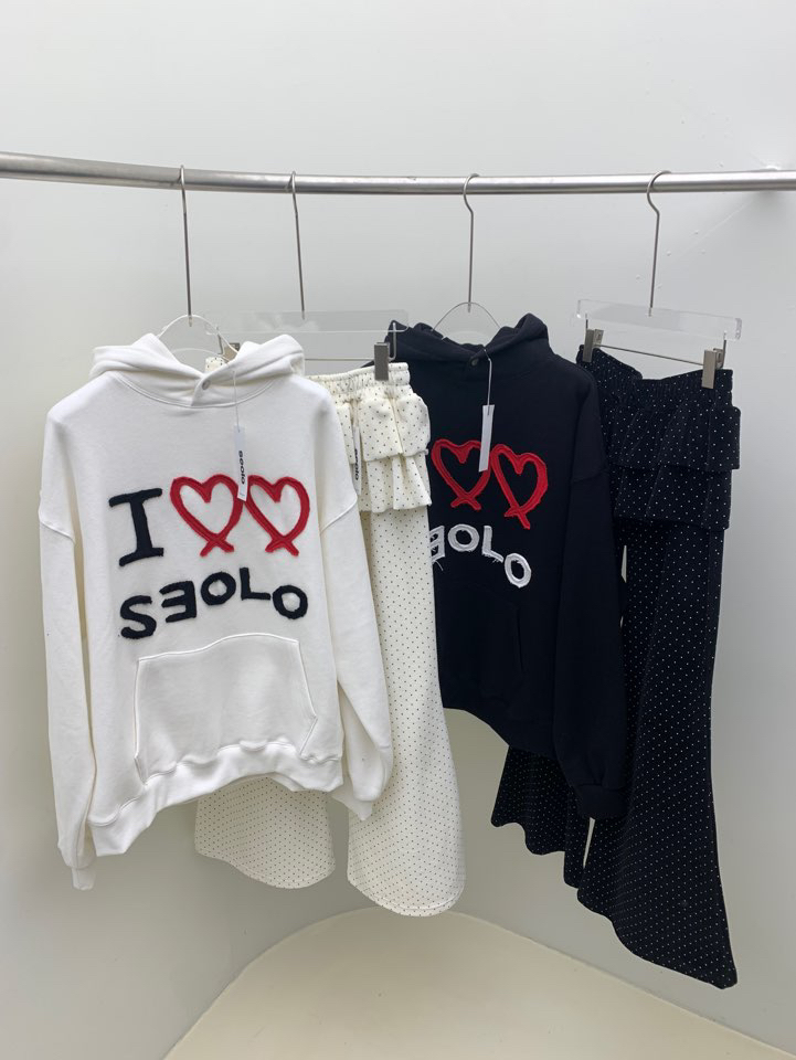 SEOLO東大門㊣直郵女裝新款推薦時尚人氣休閑25秋冬衛衣兜帽Seolo seoul衛衣