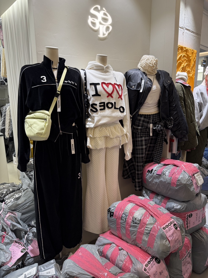 SEOLO東大門㊣直郵女裝新款推薦時尚人氣休閑25秋冬衛衣兜帽Seolo seoul衛衣