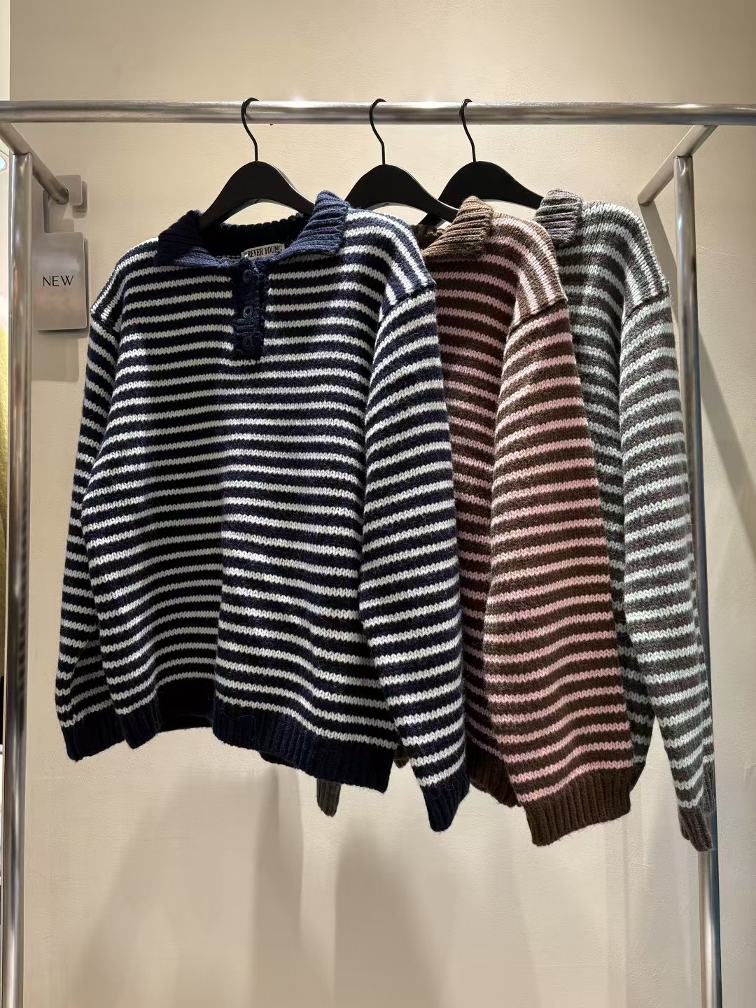 FOREVER YOUNG韓國直郵㊣女裝新款時尚推薦人氣熱賣針織衫FOREVER YOUNG針織衫圖色3左三色