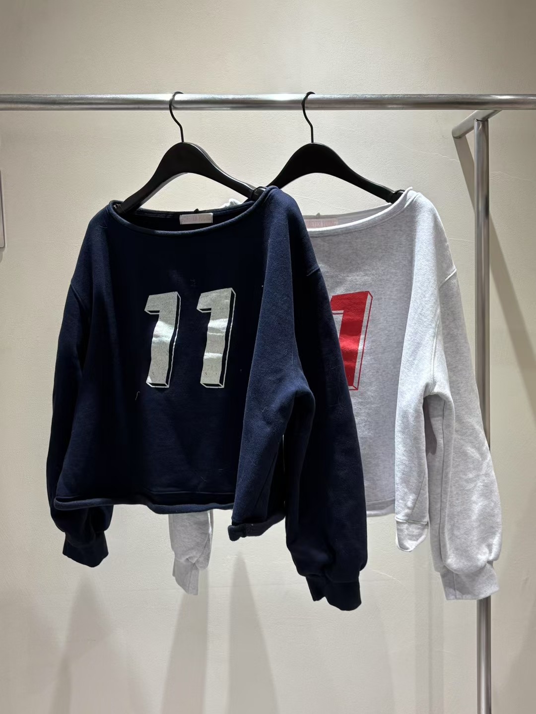 FOREVER YOUNG東大門㊣實拍女士新品人氣職業真品熱賣衛衣FOREVER YOUNG衛衣