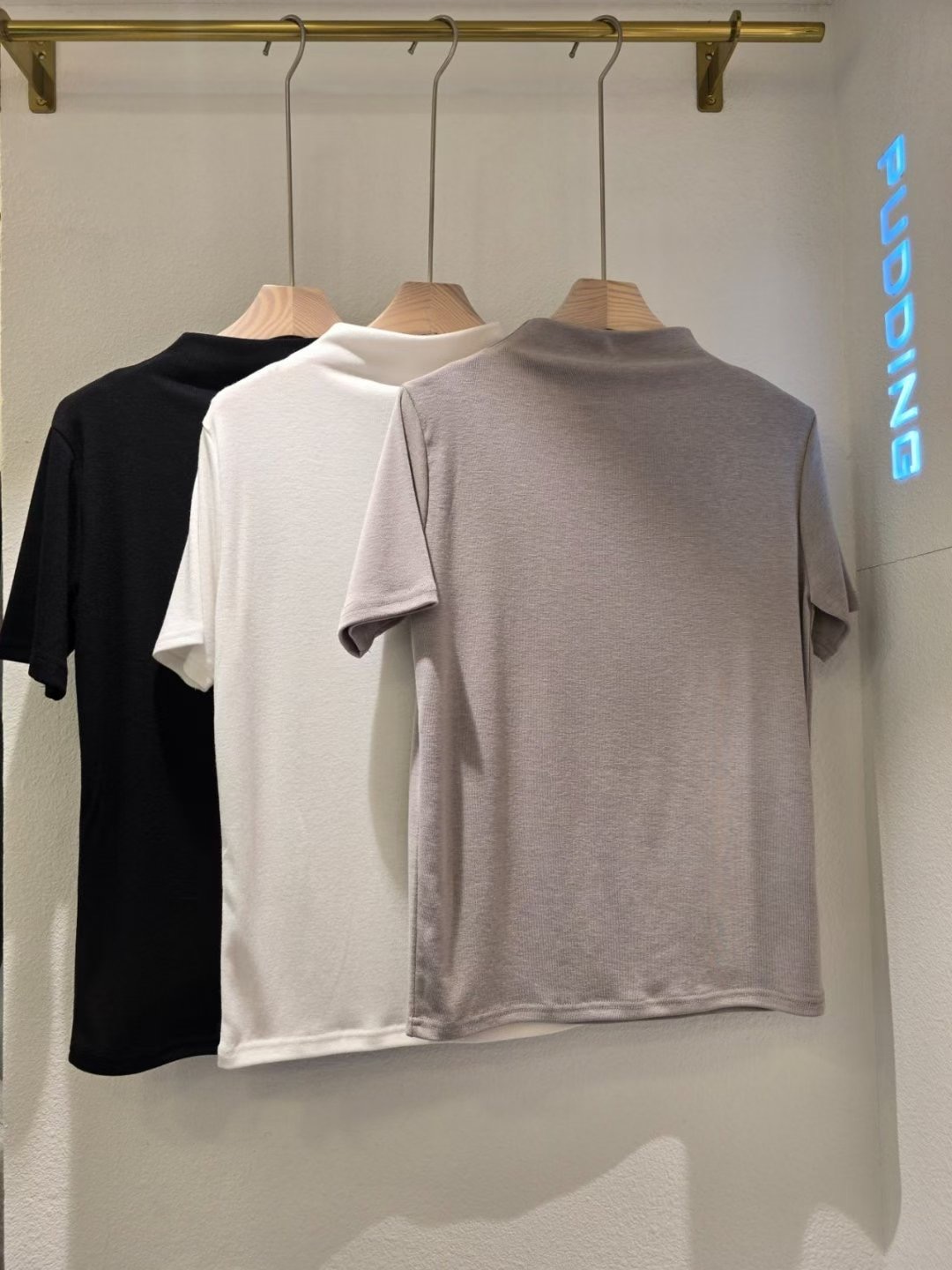 PUDDING東大門㊣直郵女士新款熱賣推薦時尚職業T恤高領寬松PUDDINGT恤圖色1左一色