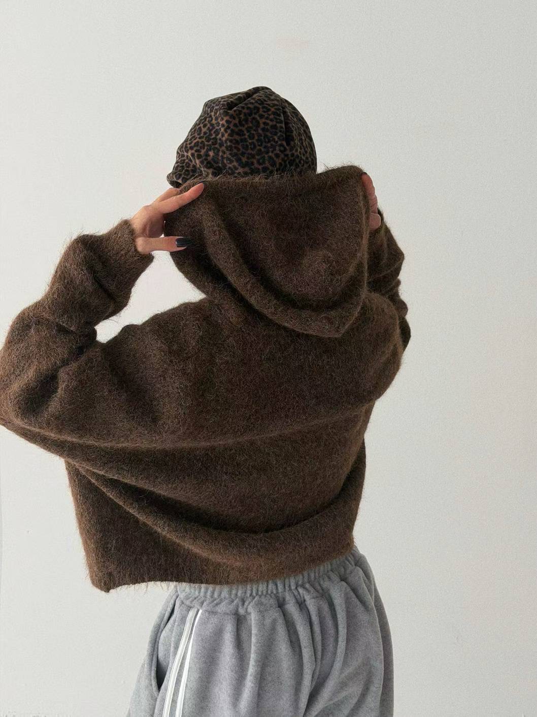 CELEB-셀럽-T東大門㊣實拍女裝新款真品針織衫連帽針織衫羊毛CELEB-T針織衫