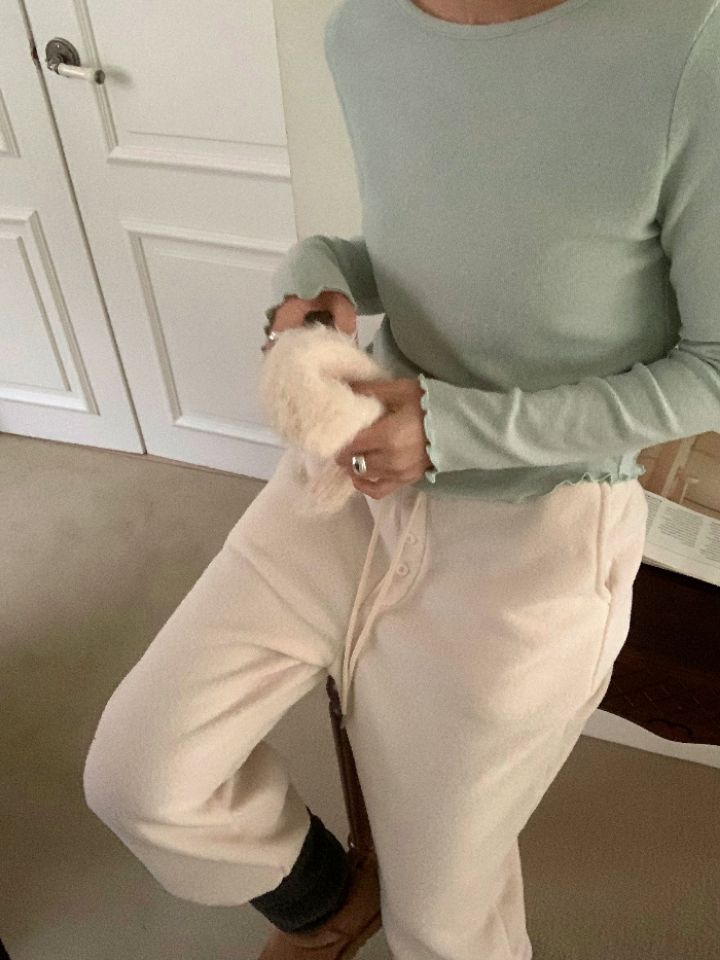 DOIT東大門㊣實拍女士新品推薦熱賣人氣時尚25秋冬真品長袖T恤DOIT長袖T恤