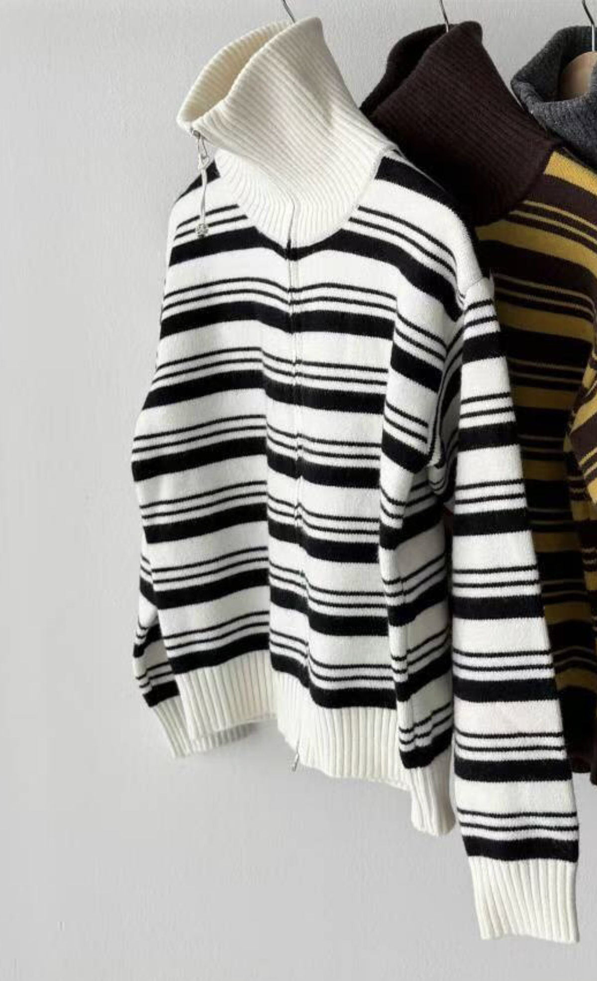 CELEB-셀럽-T東大門㊣代購女裝新品25秋冬針織衫羊毛拉鏈CELEB-T針織衫圖色1