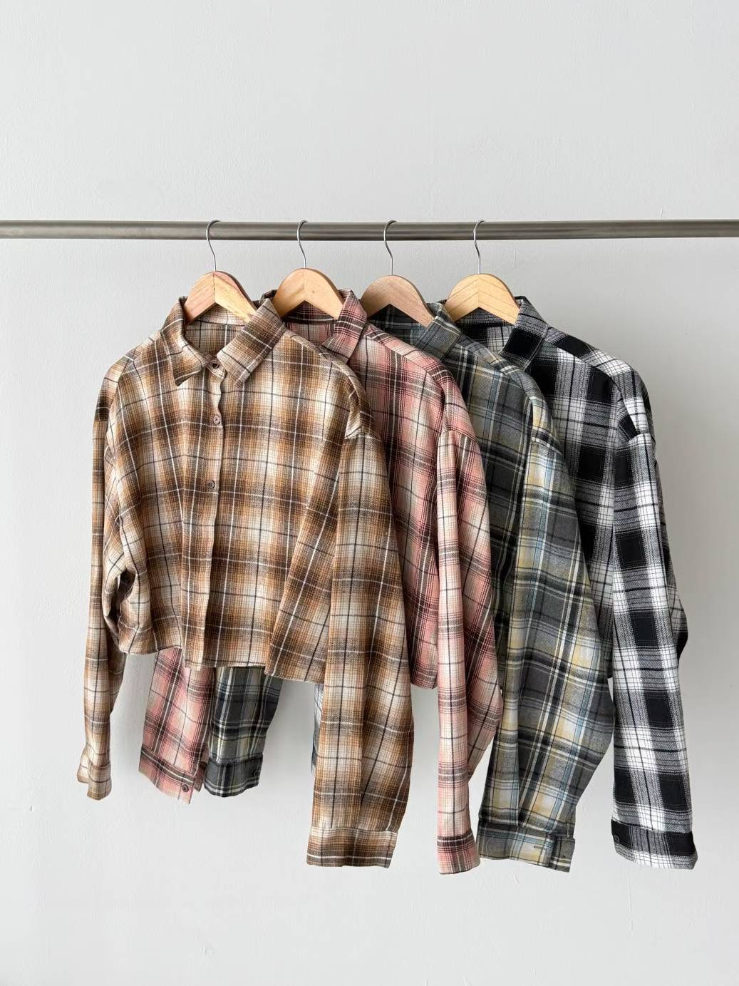 CELEB-셀럽-T韓國代購㊣女士新款休閑熱賣人氣襯衫蕾絲衫CELEB-T襯衫/蕾絲衫圖色3左三色