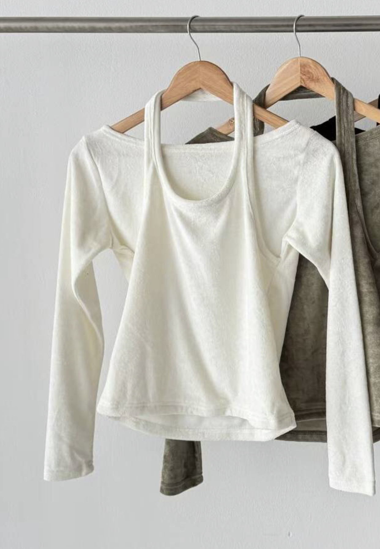 CELEB-셀럽-T東大門㊣直郵女裝新款時尚長袖T恤假兩件絲絨CELEB-T長袖T恤圖色1