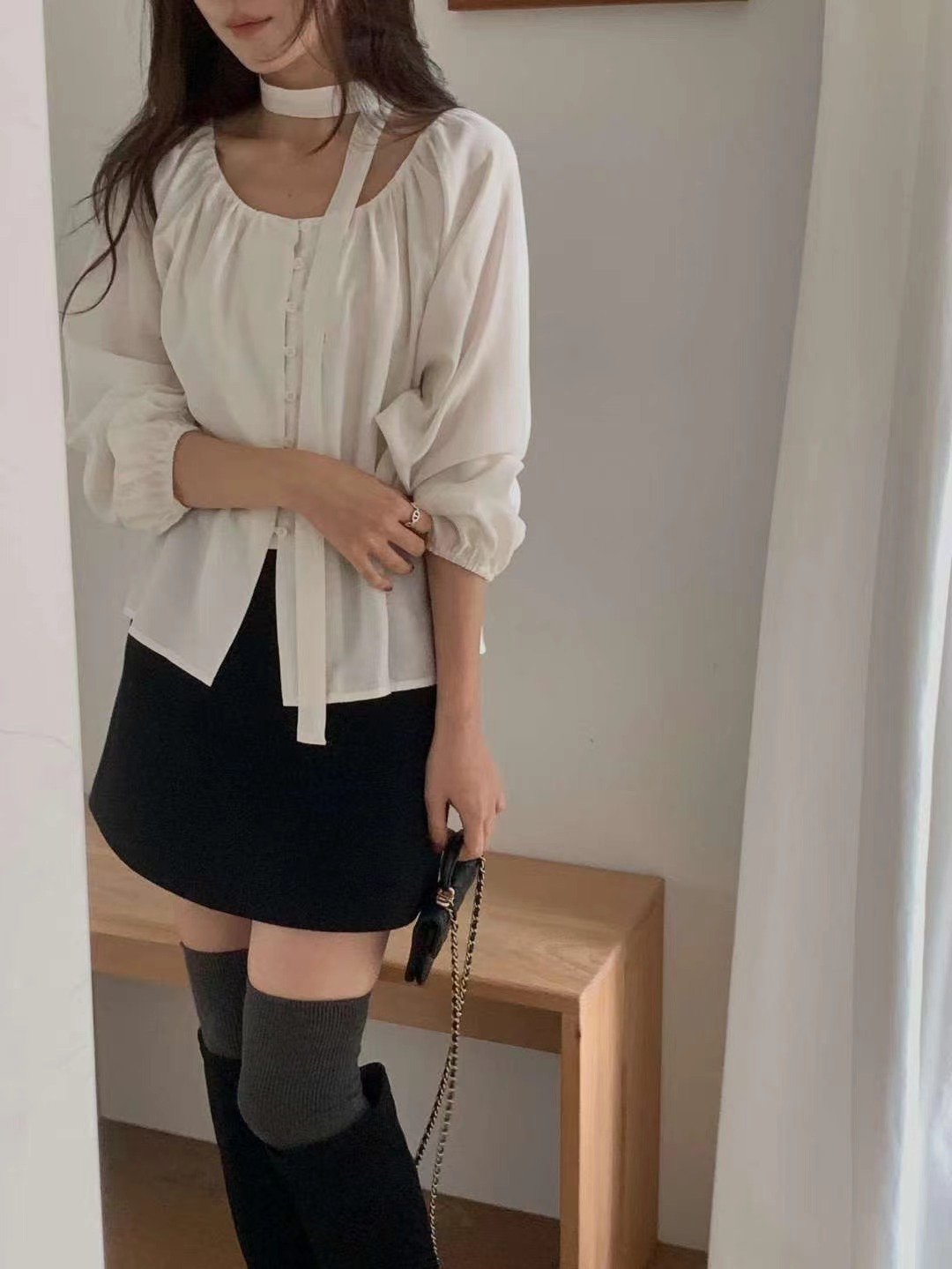 MIELLE-미엘르-OT韓國代購㊣女裝新品25秋冬襯衫蕾絲衫含脖帶羊毛MIELLE-미엘르-OT襯衫/蕾絲衫圖色1