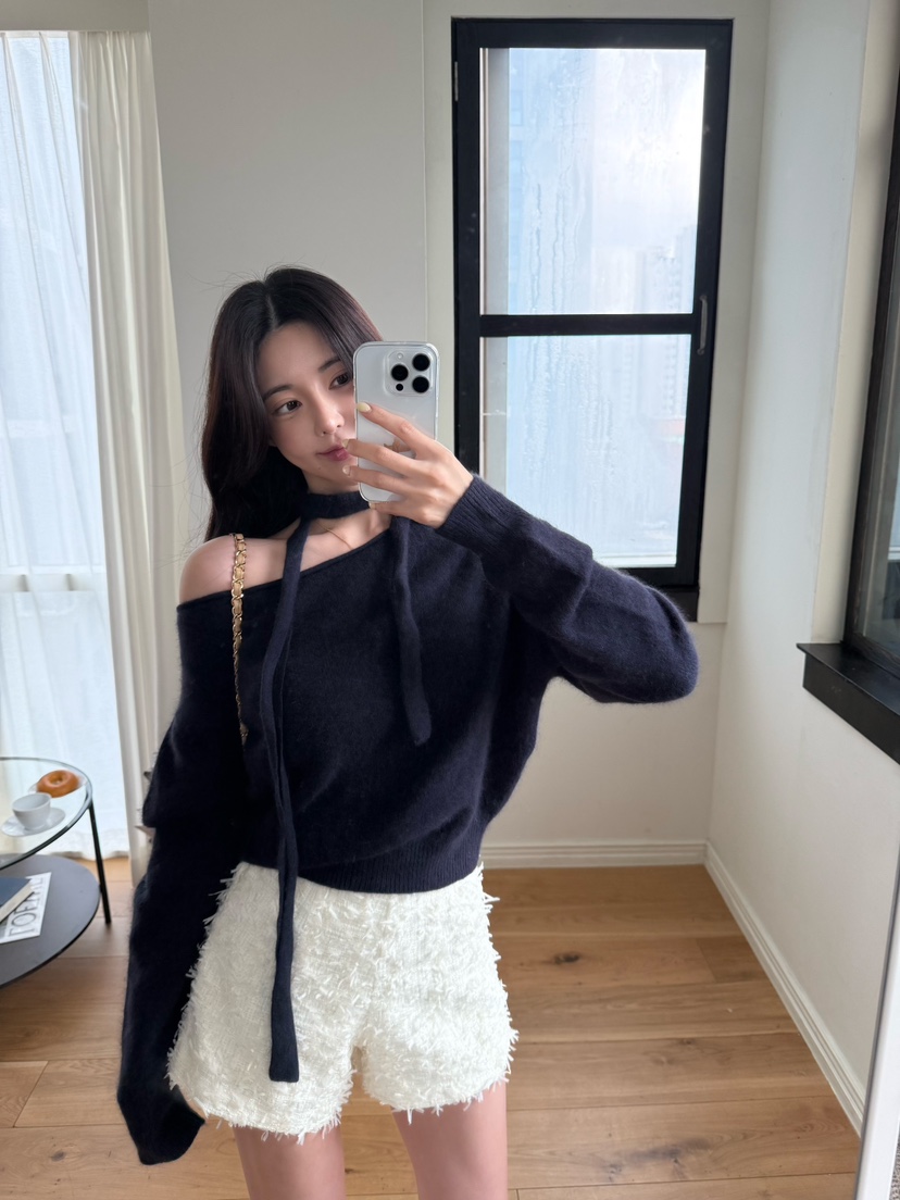 LAVIEU韓國代購㊣女士新品職業熱賣時尚針織衫含脖帶浣熊露肩LAVIEU針織衫