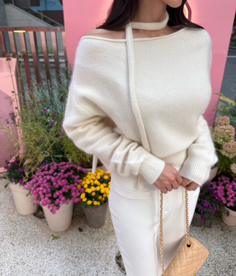 LAVIEU韓國代購㊣女士新品職業熱賣時尚針織衫含脖帶浣熊露肩LAVIEU針織衫