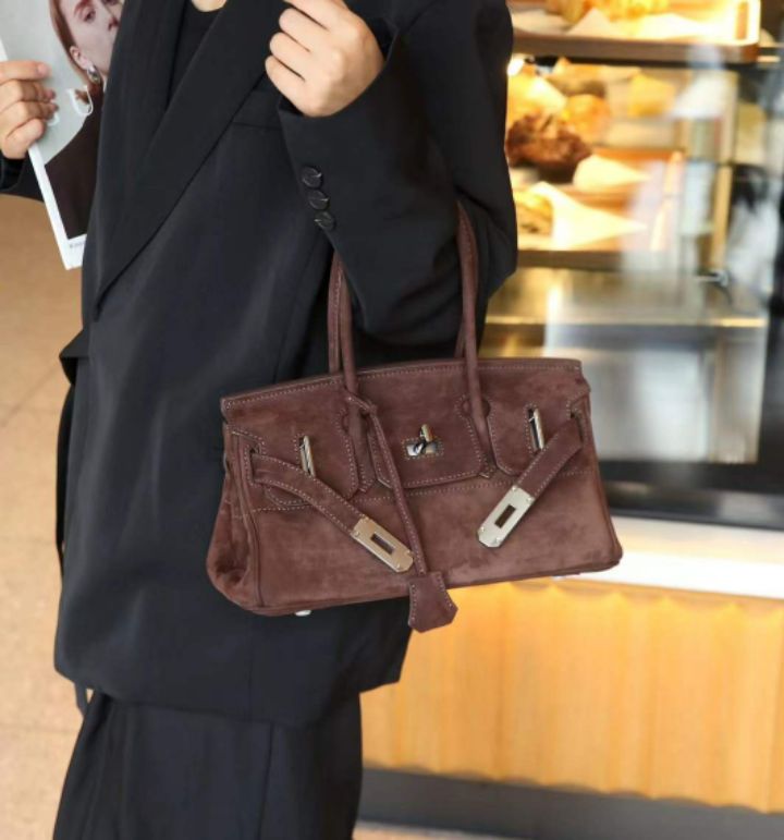 TROUVAILLE東大門㊣實拍女裝新品時尚真品手拿包腋下包牛皮絨TROUVAILLE手拿包/腋下包