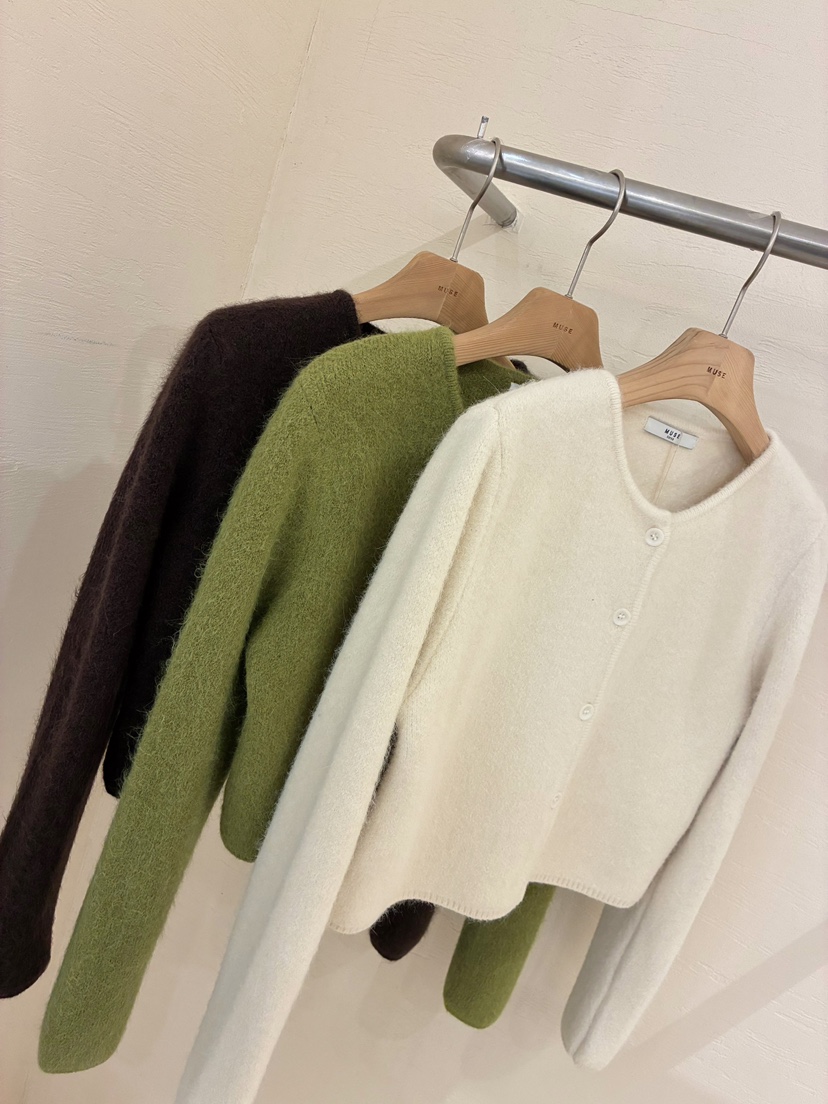 MUSE-P韓國代購㊣女裝新品真品推薦時尚職業休閑針織衫安哥拉MUSE-P針織衫