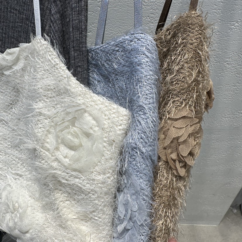 TRIPLE SEVEN東大門㊣代購女裝新款時尚吊帶背心不含內搭花朵TRIPLE SEVEN吊帶/背心