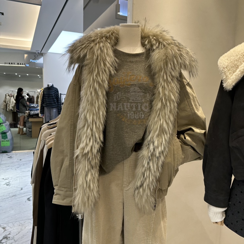 CREME BRULEE東大門㊣實拍女裝新款真品休閑職業短款羽絨服CREME BRULEE/DH短款羽絨服圖色2