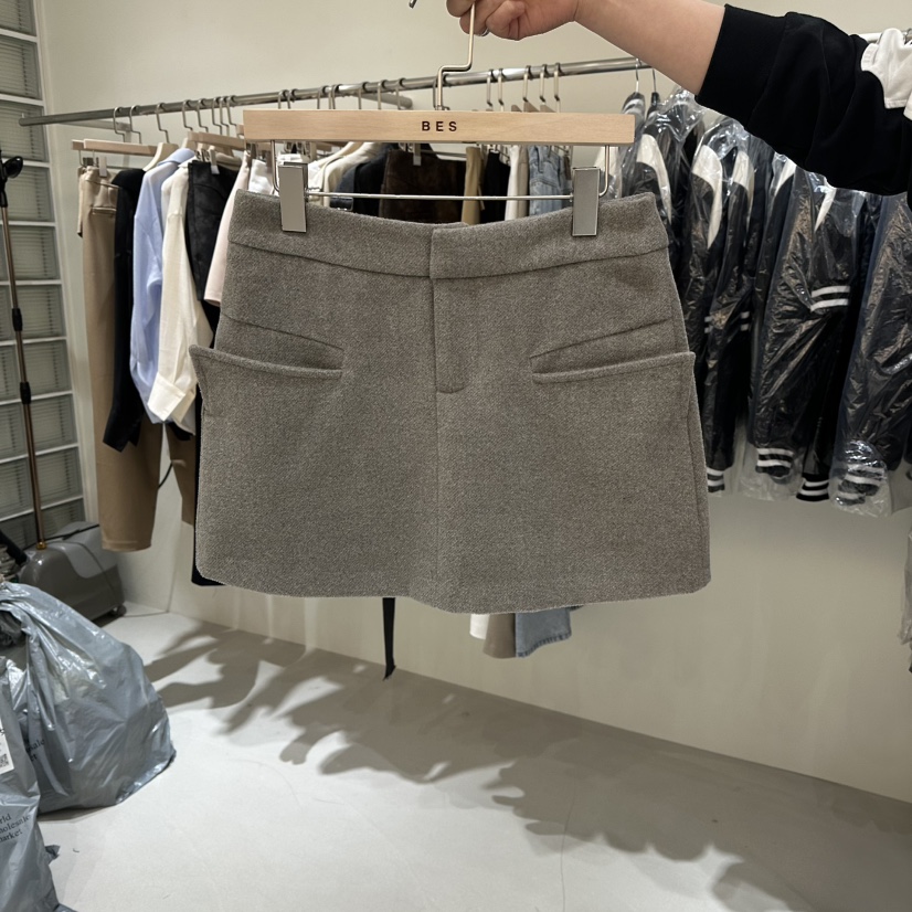 BES東大門㊣實拍女士新款熱賣真品時尚職業人氣推薦休閑短裙BES SEOUL短裙圖色1