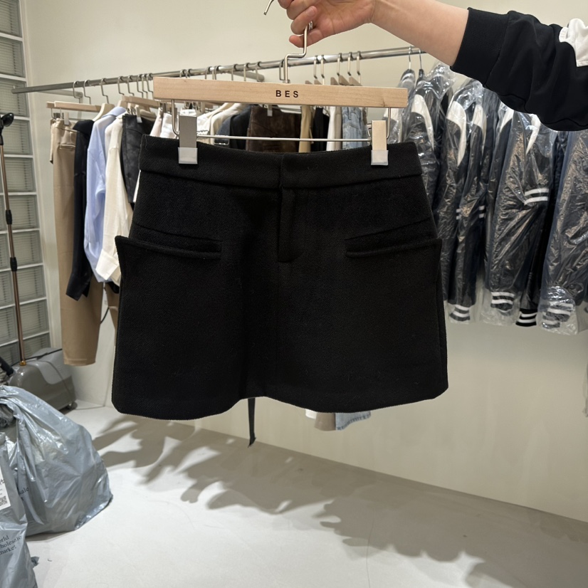 BES東大門㊣實拍女士新款熱賣真品時尚職業人氣推薦休閑短裙BES SEOUL短裙圖色2