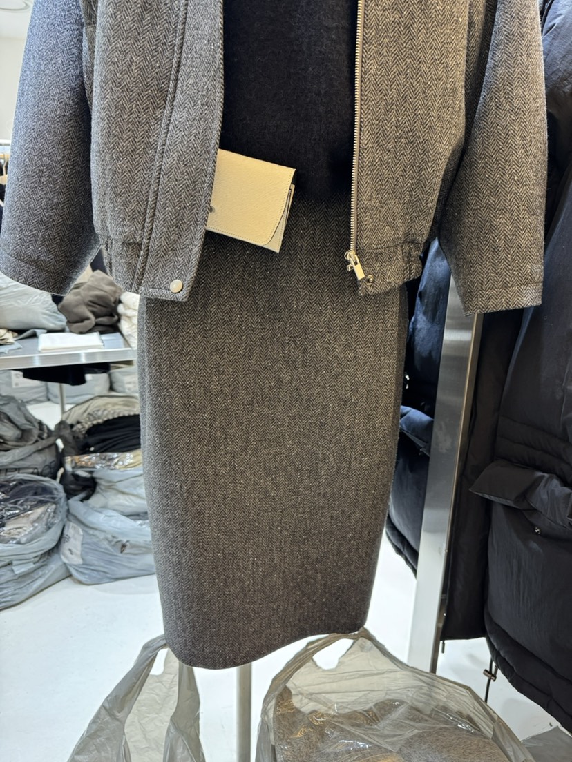 J SHOP東大門㊣實拍女裝新款25秋冬推薦時尚真品半身裙中短裙J_SHOP半身裙/中短裙圖色2